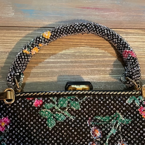 👛 SOLD Vintage Beaded Evening Bag - Picture 9 of 16